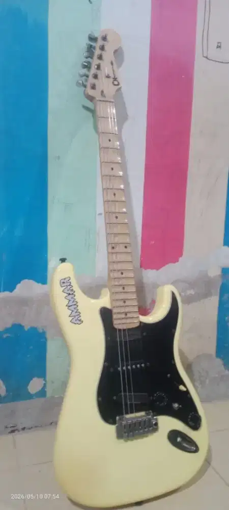 Dijual Gitar listrik melodi pemakaian pribadi