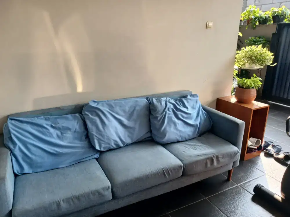 Sofa 3 seater P200 L74 T40 kahfi 1 samping mejid al makmur