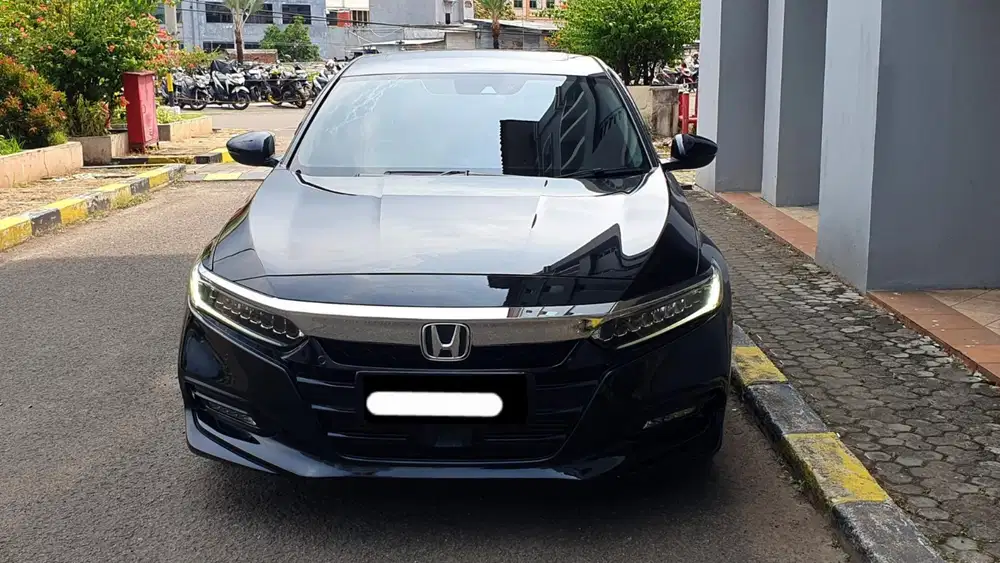 Honda accord turbo cvt sensing 2022 hitam