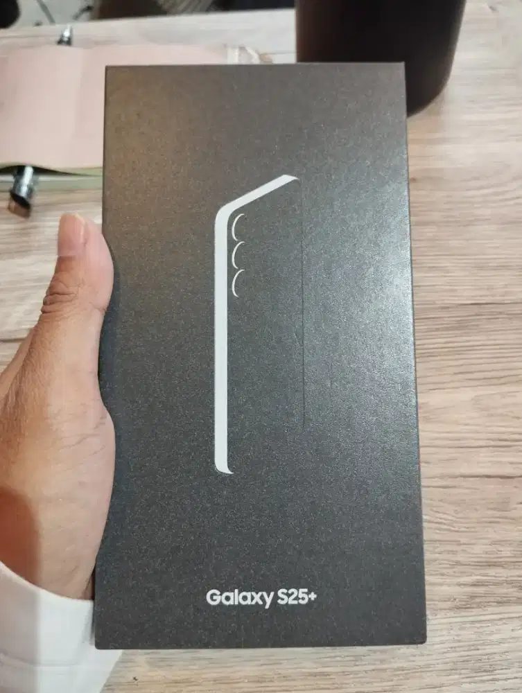 Samsung S25+ 12/256gb baru segel