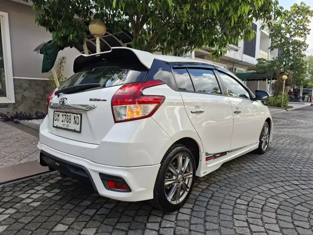 YARIS TRD 2014 - FIRST HAND - KM 66RB!