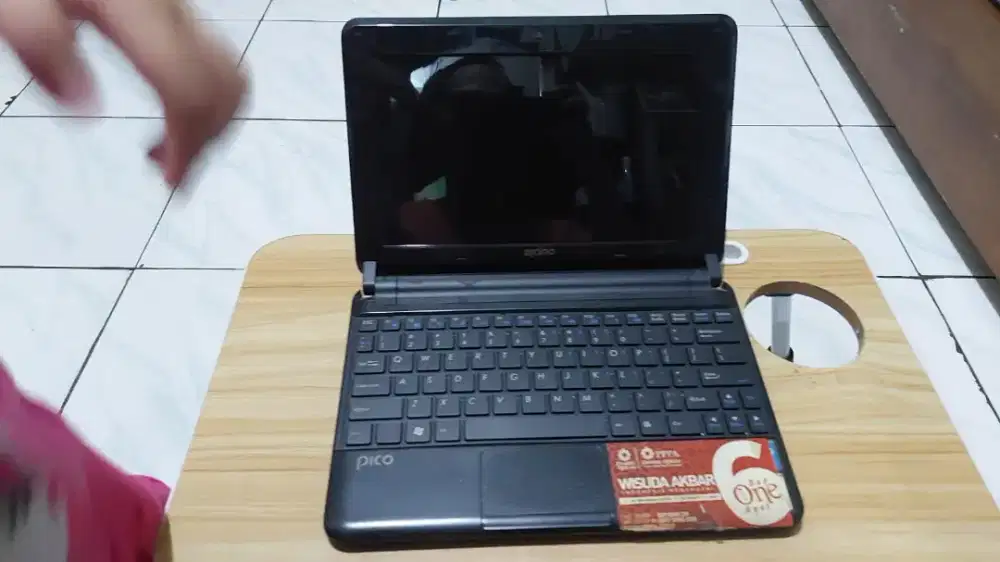 Axioo pico model W217CU