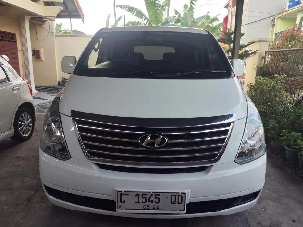 Hyundai H-1 2013 manual disel solar