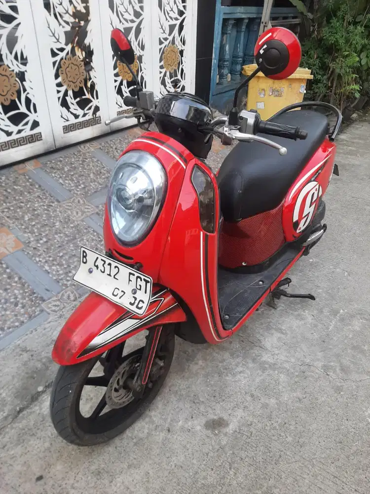 Honda Scoopy Fi 2016 ESP,ss lengkap mesin bagus pajak hidup Bekasi Kab