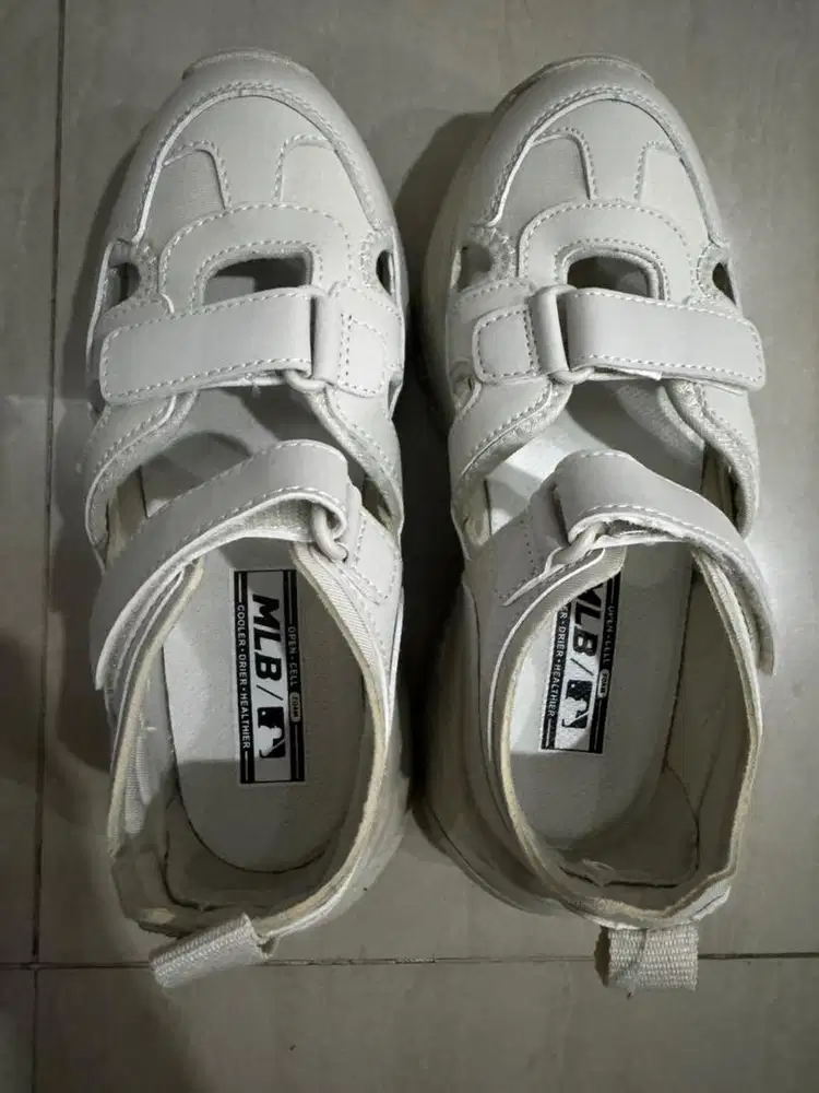 Dijual Sepatu MLB