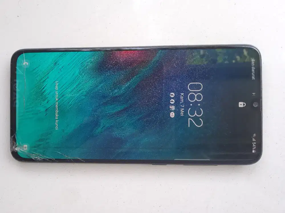 Samsung A70, Minus LCD