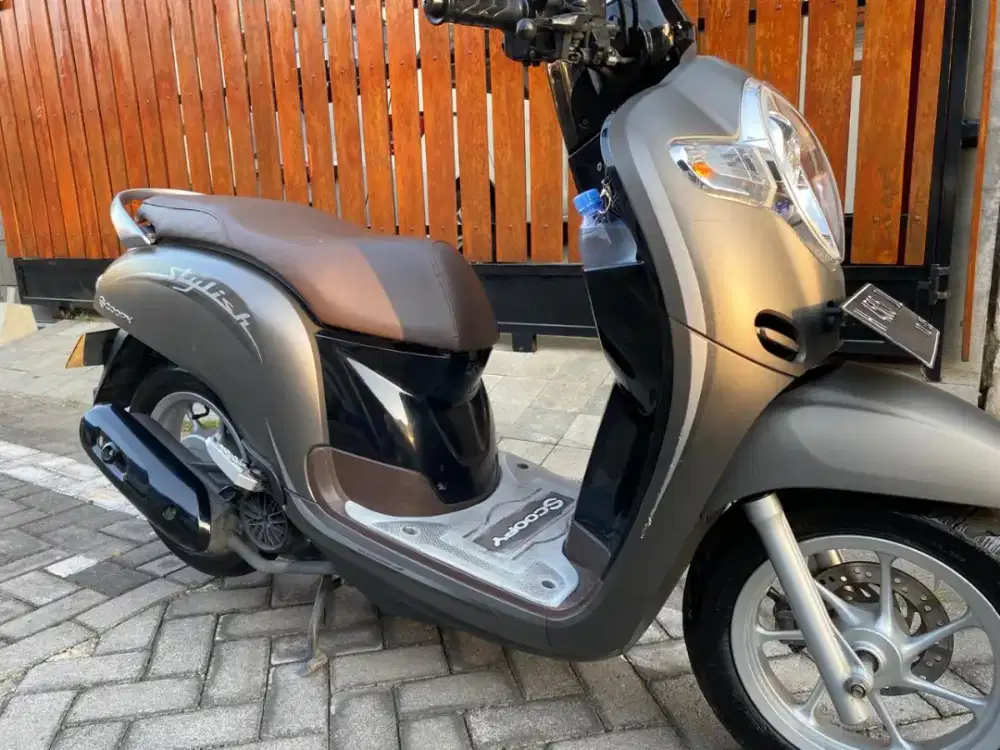 Scoopy 2021/2020 KM18Rb istimewa original