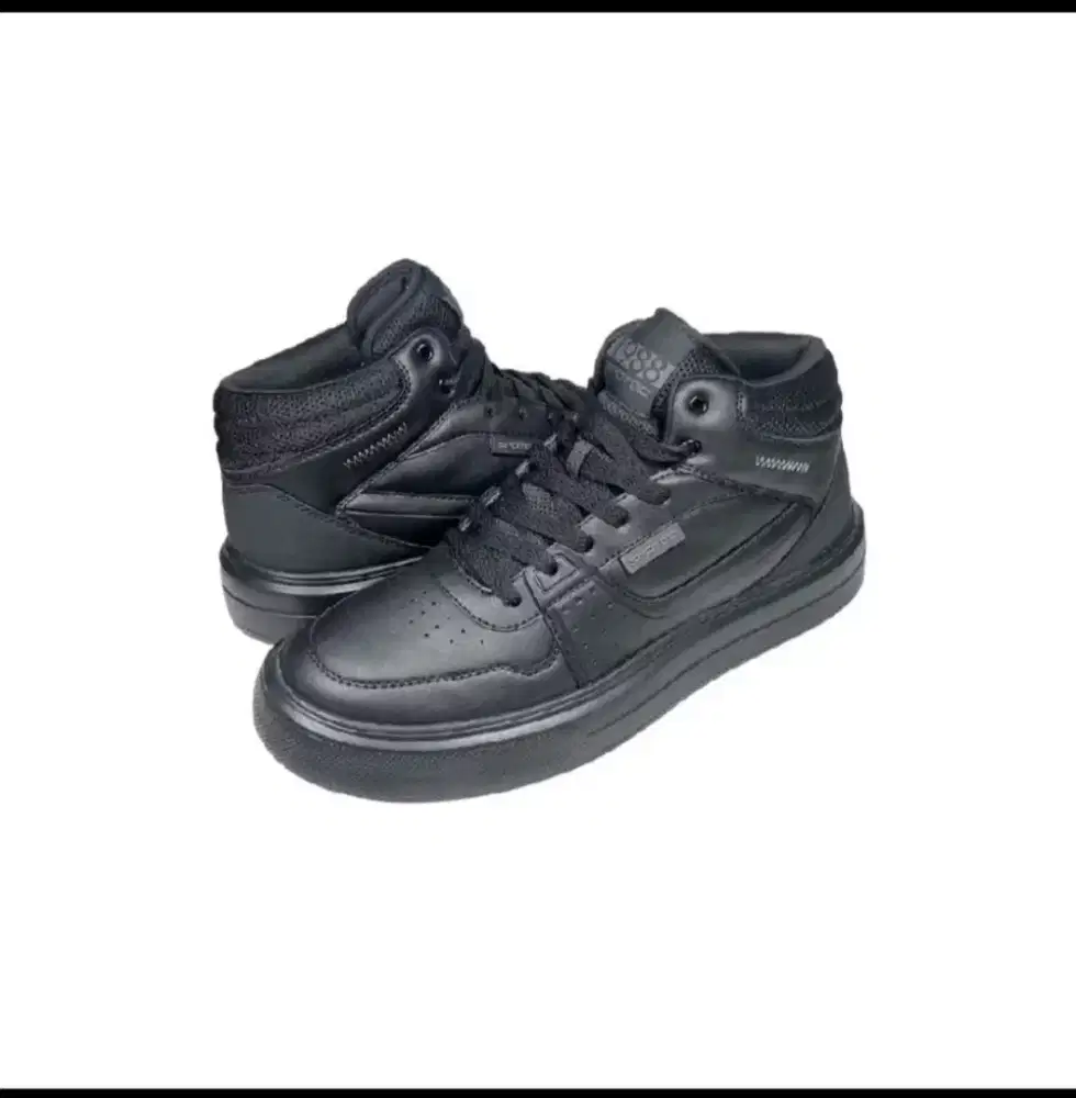 Dijual sepatu spotec baru