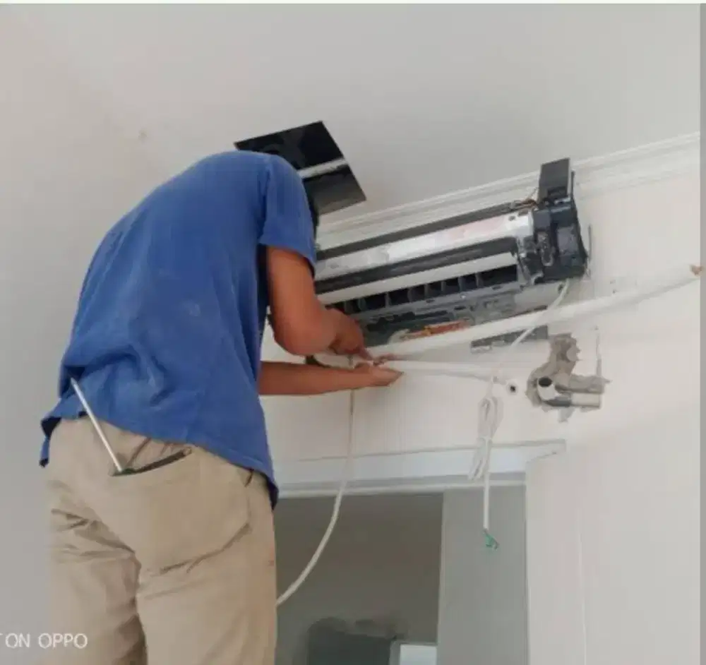 Jasa perbaikan ac service ac tambah freon dan bongkar pasang ac