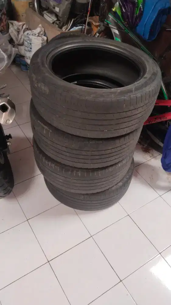 Dijual ban bawaan HR-V ukuran 215/55 R17