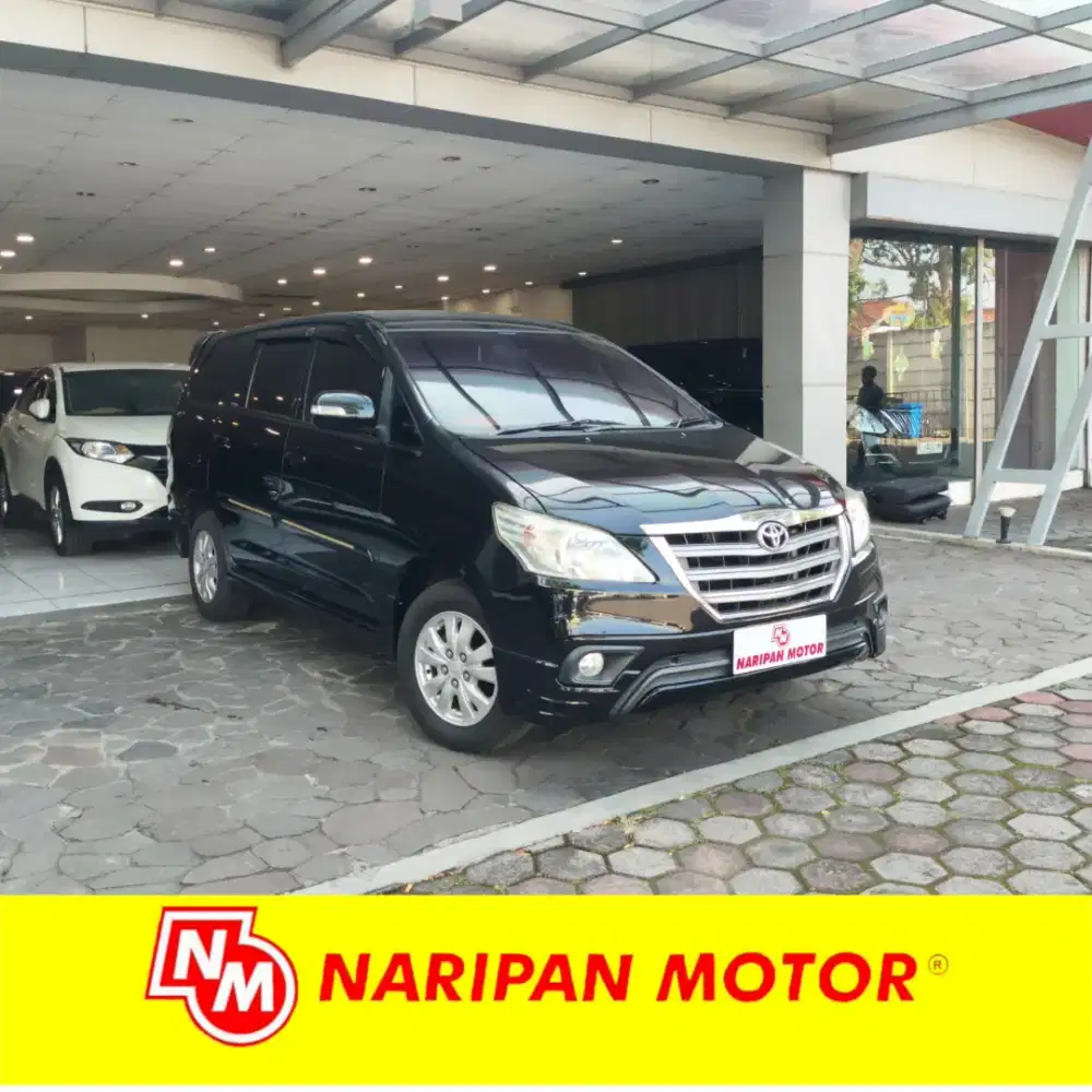 Toyota  Innova 2.0 G Lux AT 2014
