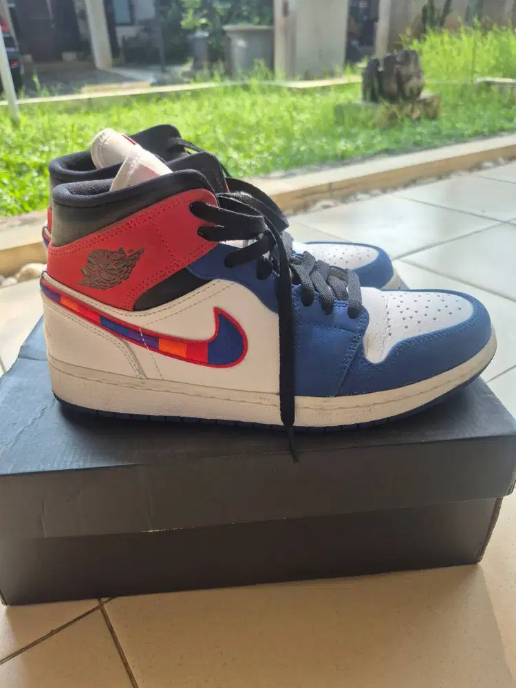 Nike Air Jordan 1 MID SE size 42(26,5CM)