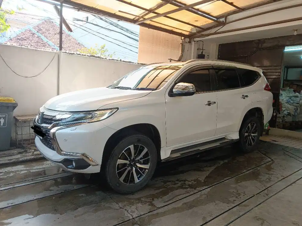 Pajero Sport Dakar 2019 Putih 4x2