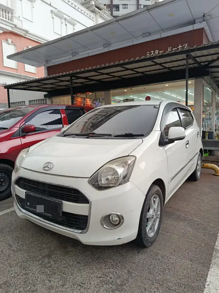 DAIHATSU AYLA X 2015