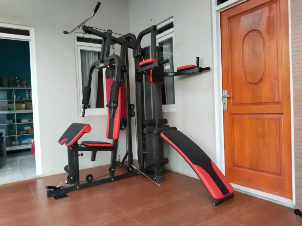 Dijual home gym 3 sisi kondisi mulus jarang dipakai