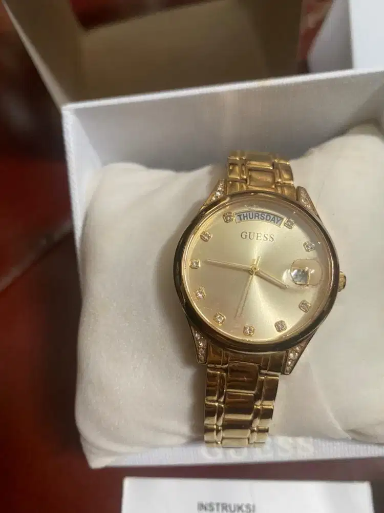 JAM TANGAN GUESS SECOND DIGITAL DATE