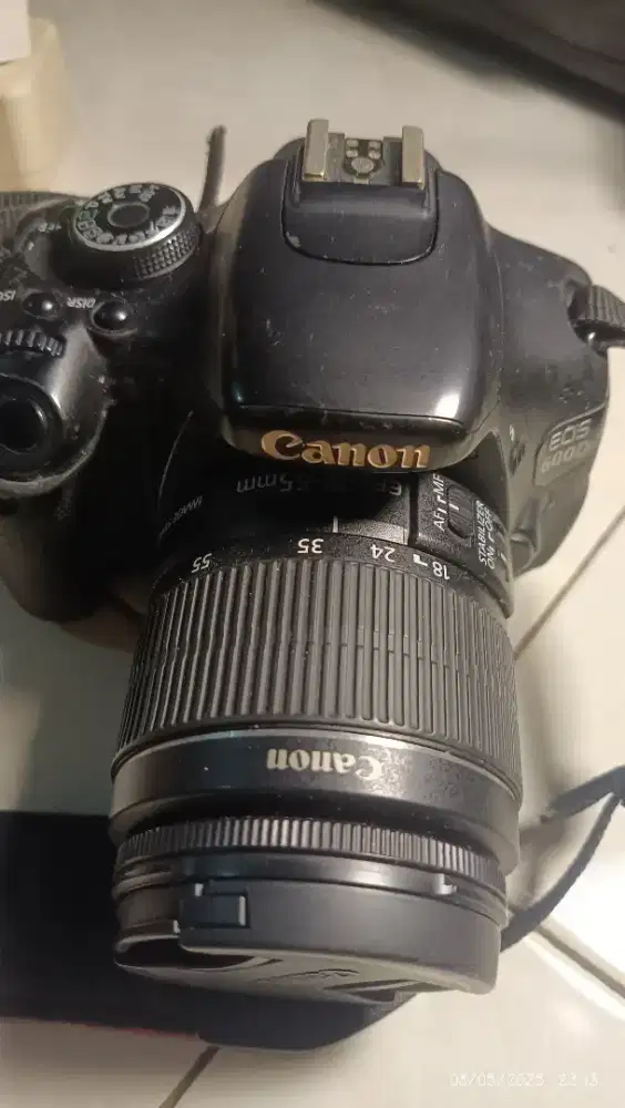 CANON EOS 600D.