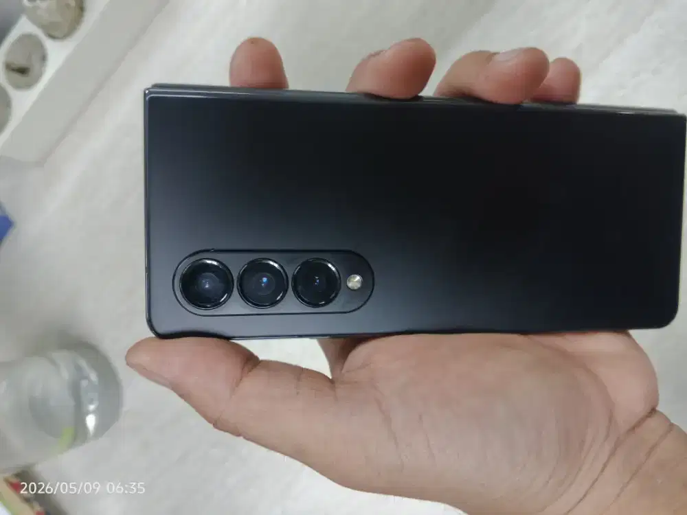 Samsung Z Fold 4