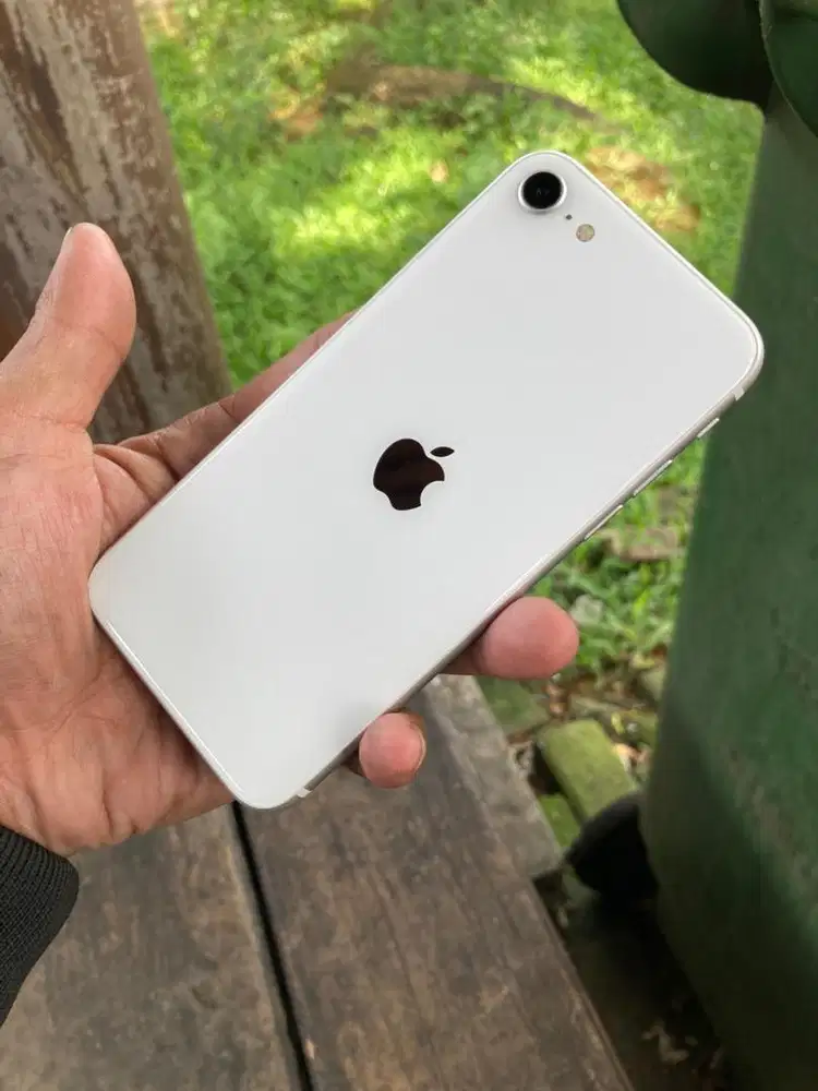 Iphone se 2020 64gb fullset