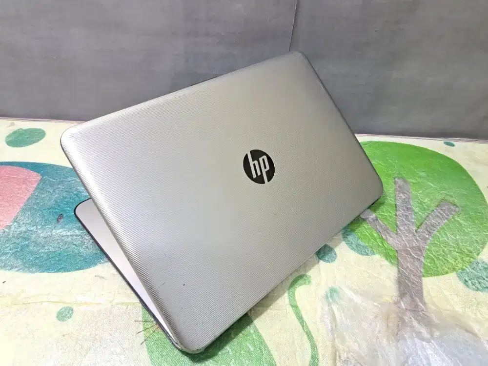 BU BU BU laptop hp 14 AMD A8 normal semua siap pakai lancar jaya