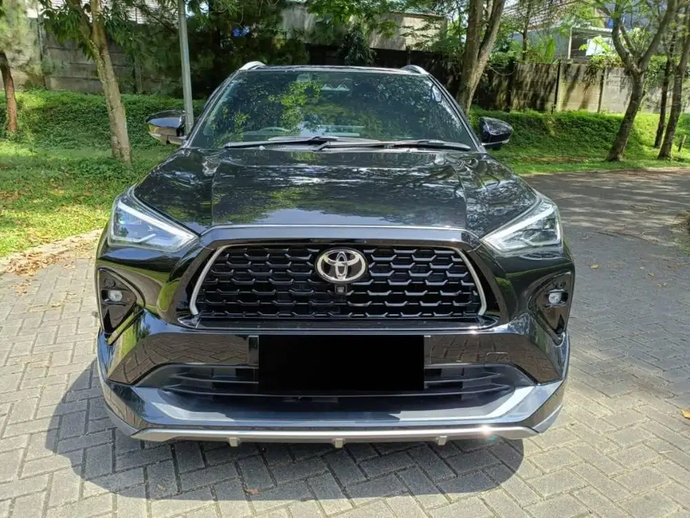 TOYOTA YARIS CROSS GR HYBRID AT 2023
