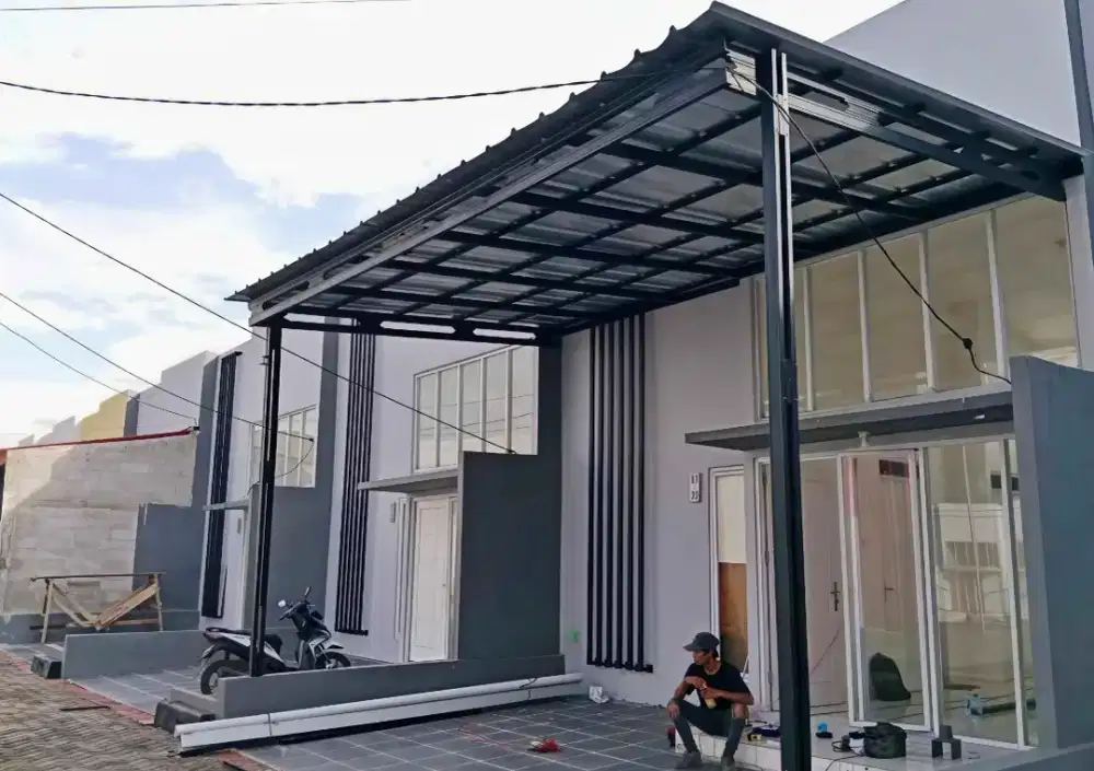 Kanopi baja ringan dan garasi