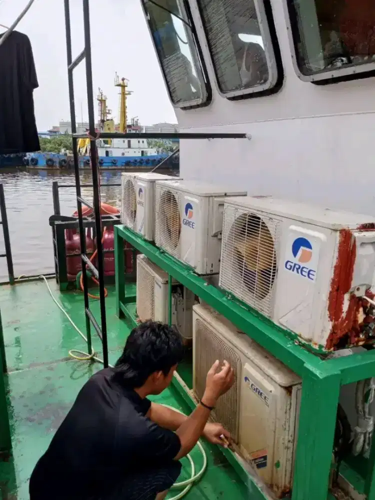 Service AC bongkar pasang AC