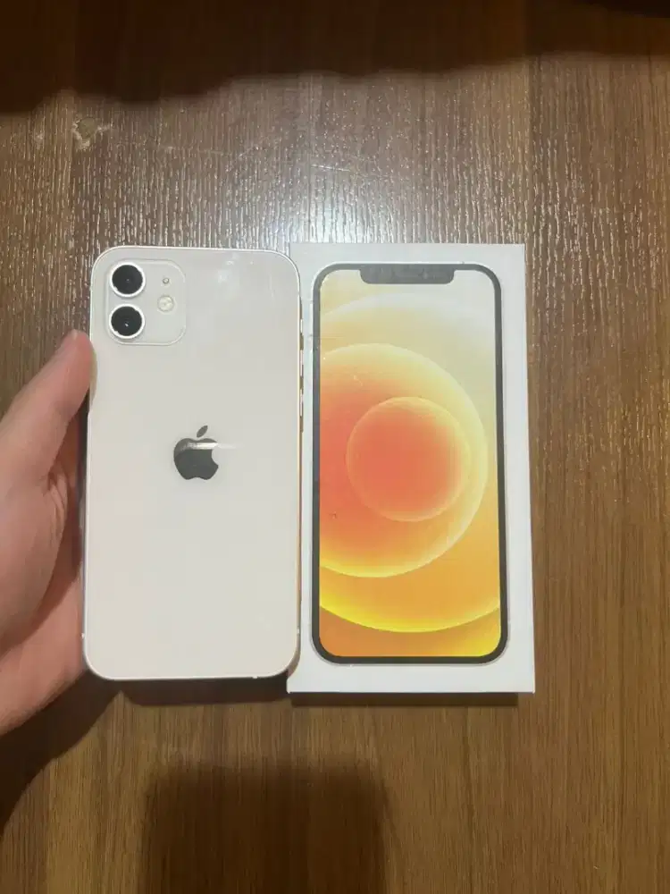 iPhone 12 White 128GB LCD Merah Harga Murah