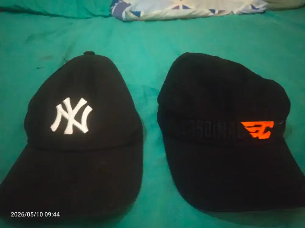 Topi merk cardinal dan new era