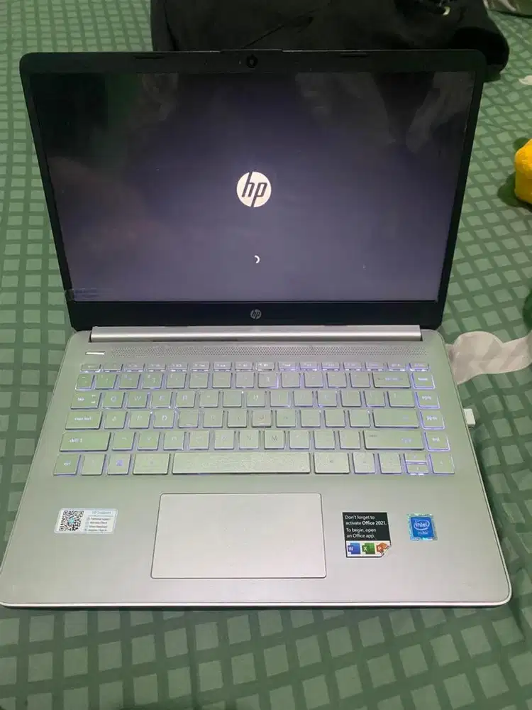 Laptop Hp DQ0508TU