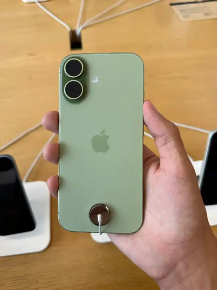 NEW IPHONE 17 256 SAGE CICILAN 0% UPTO 24 BULAN