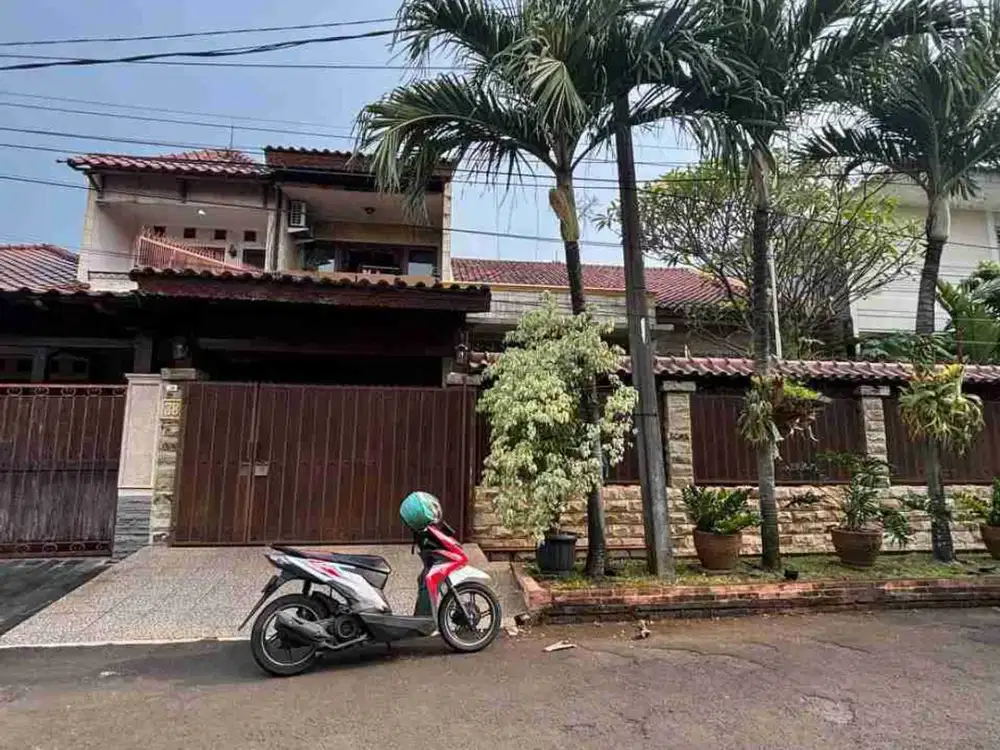 Dijual Rumah Komplek Elite Cinere Nuansa Etnik Indah