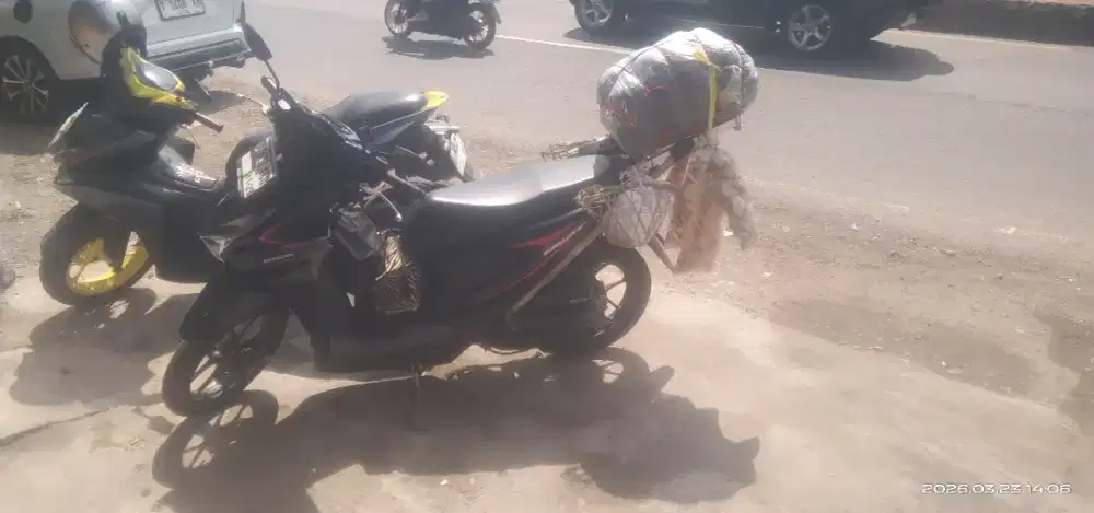 mencari pekerjaan sebagai driver pribadi dan serabutan