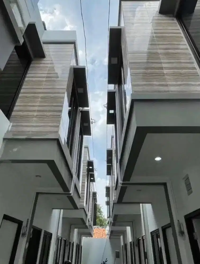 Rumah Cluster 2 Lantai Dikontrakkan
