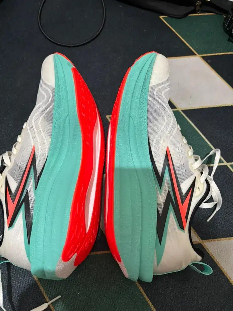 Sepatu 361 Degrees