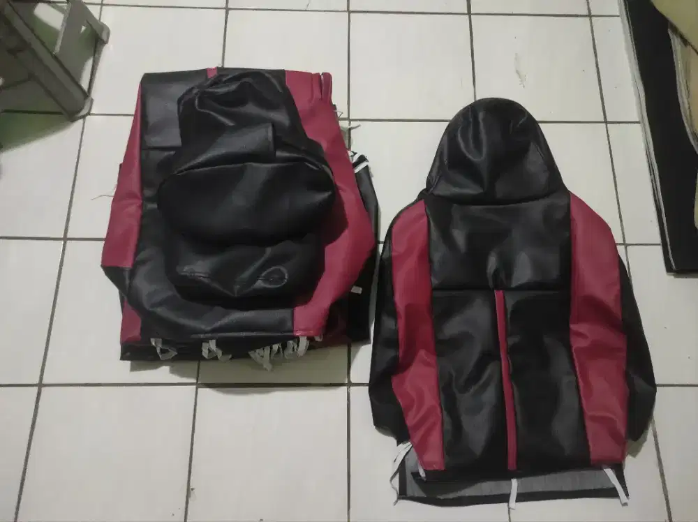 Sarung jok mobil Toyota Calya Sigra 3 Baris