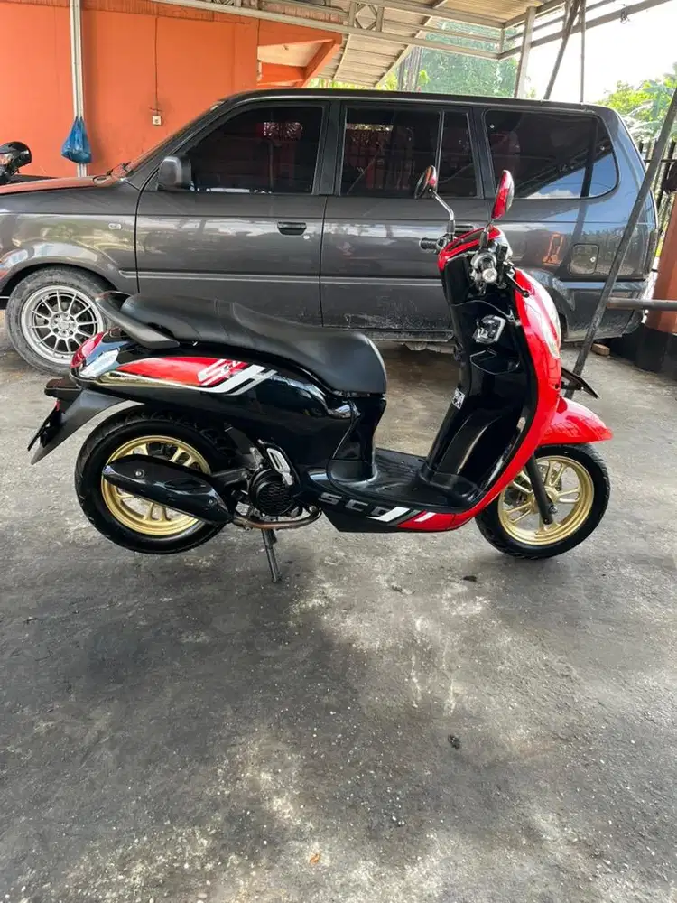 Dijual honda Scoopy2021
