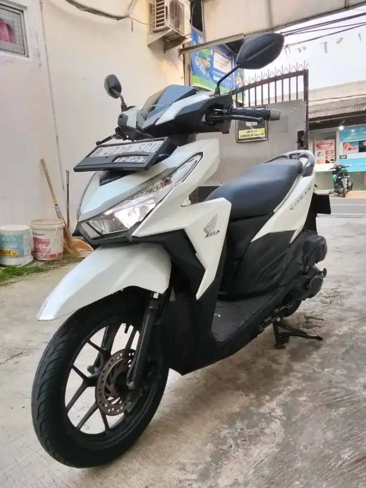 HONDA VARIO 150 TAHUN 2017 PAJAK HIDUP.