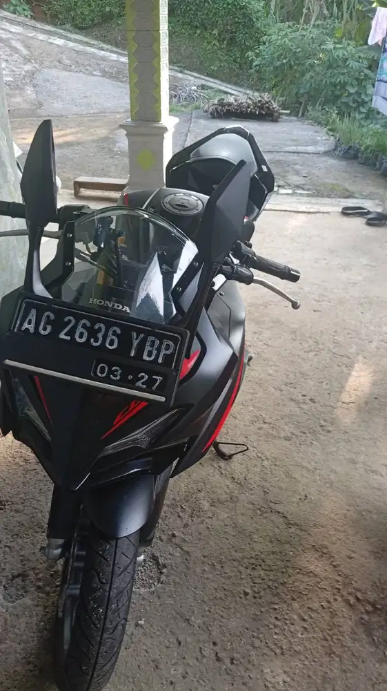 honda istimewa cb 150 r ABS