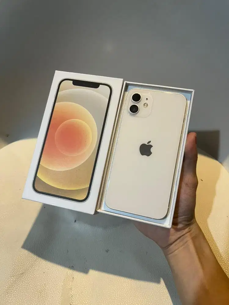 iPhone 12 White 128GB LCD Kuning Jual Murah