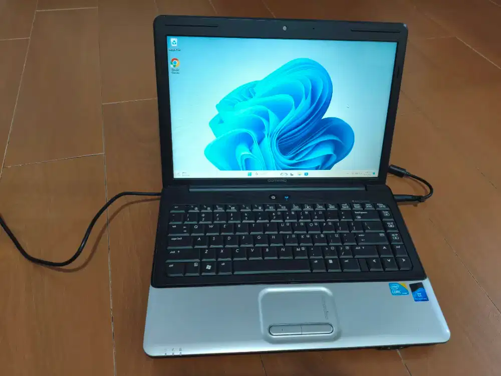 Laptop Core i3 Compaq like new