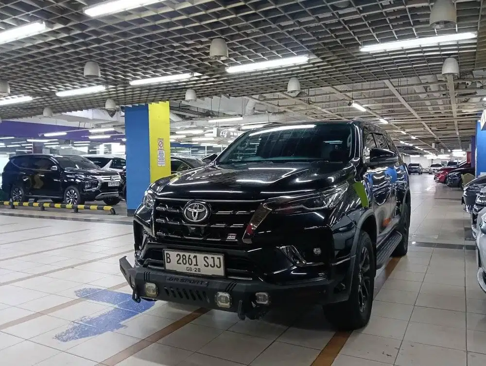 Toyota Fortuner VRZ GR 2.8 Automatic 2023