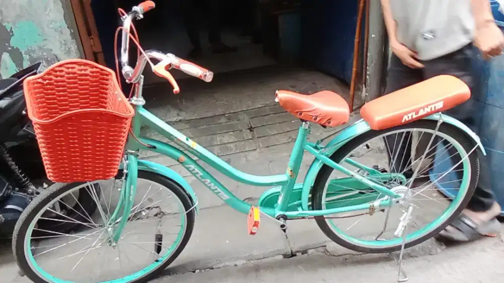 Sepeda wanita masih bagus