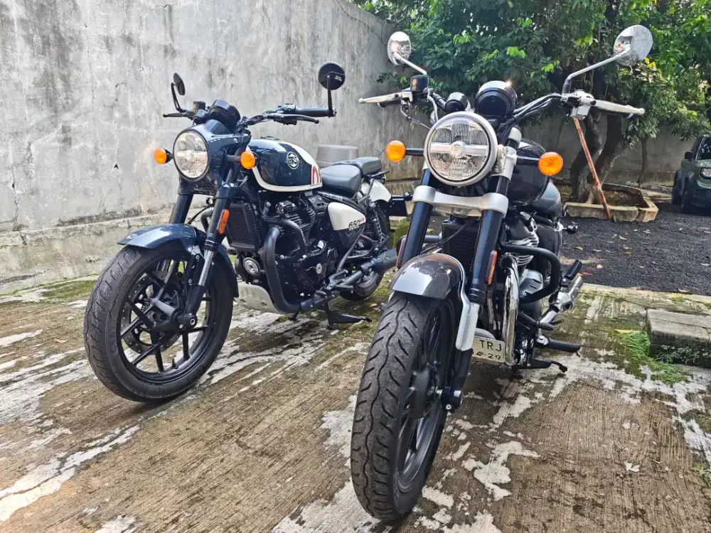 Kredit/TT Royal Enfield Super Meteor 650 Modif Shotgun mulus Vulcan