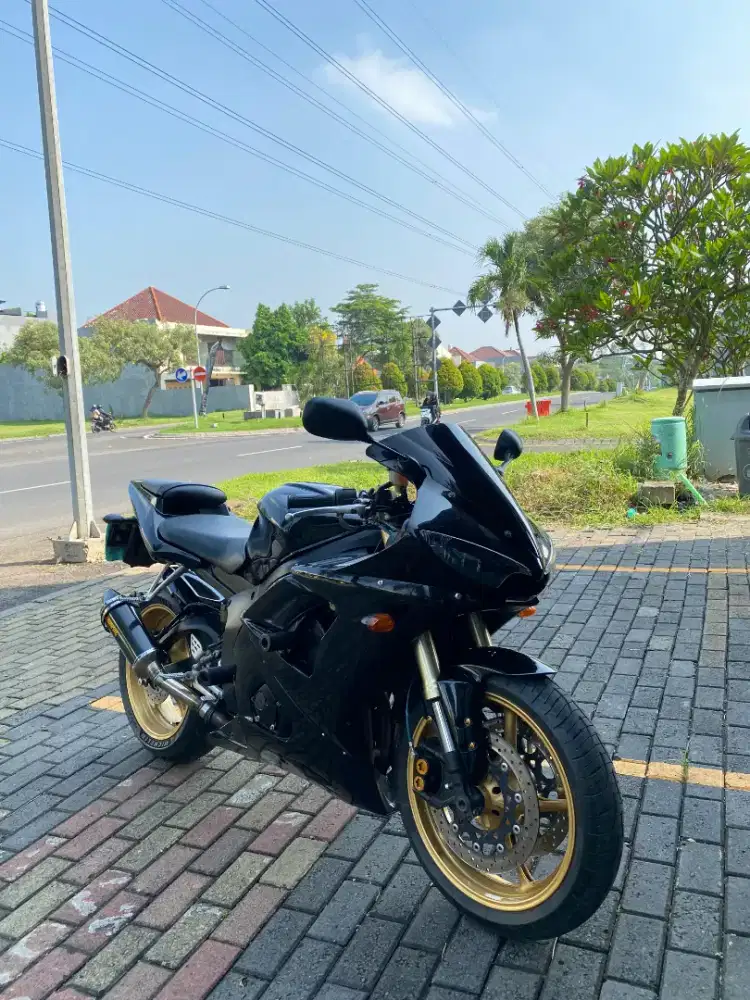 Yamaha R6 gen2 2005