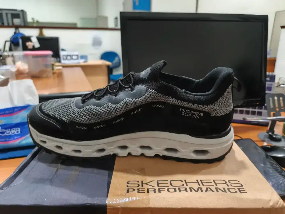 Jual Skichers Performance