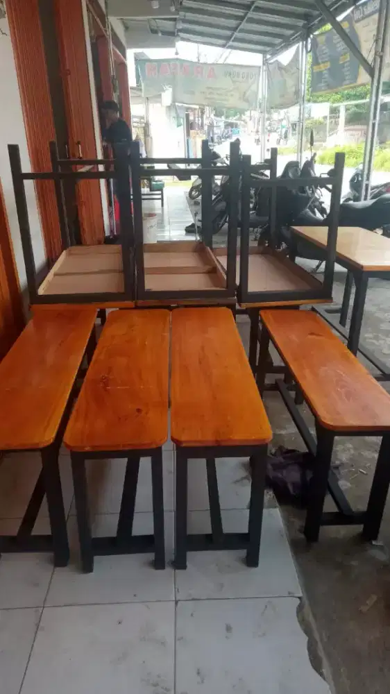 meja dan kursi warkop
