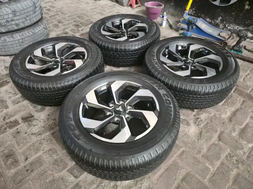 Velg Ban TOYO TEBAL 90% Ori Pajero Dakar R18 Exceed GLX Strada Triton