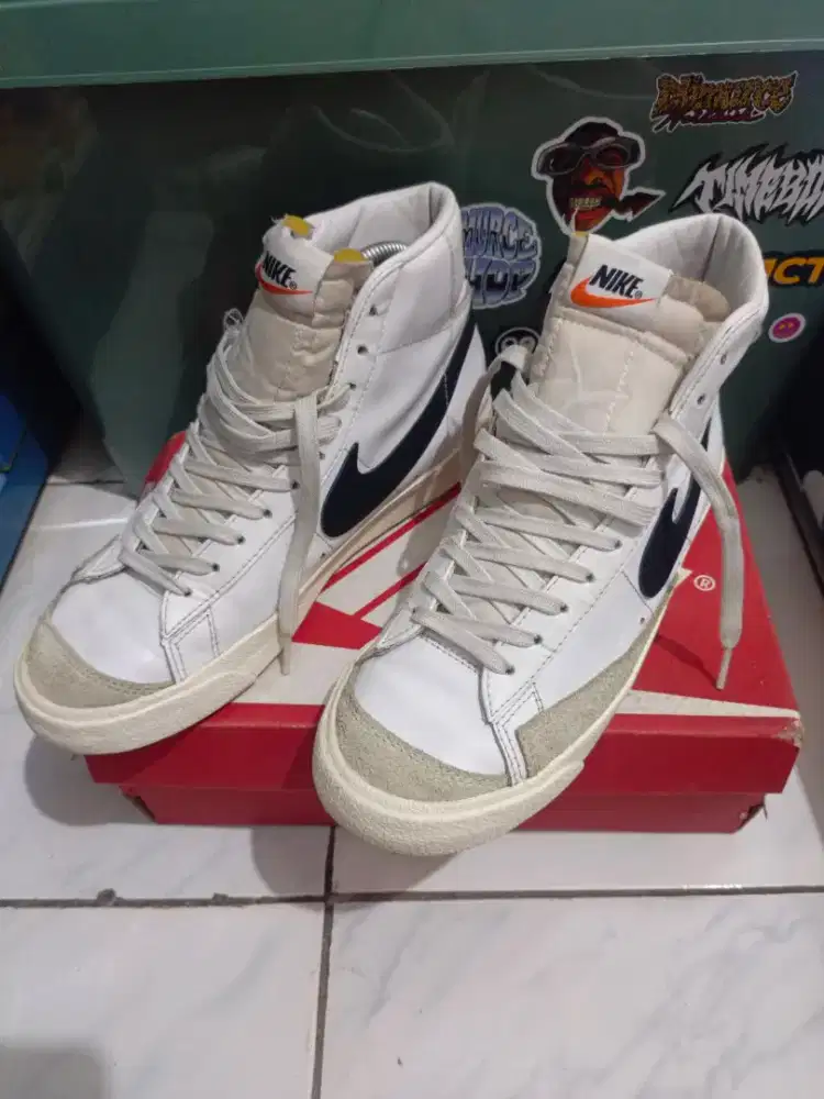 SEPATU NIKE MID BLAZER 77 VINTAGE
