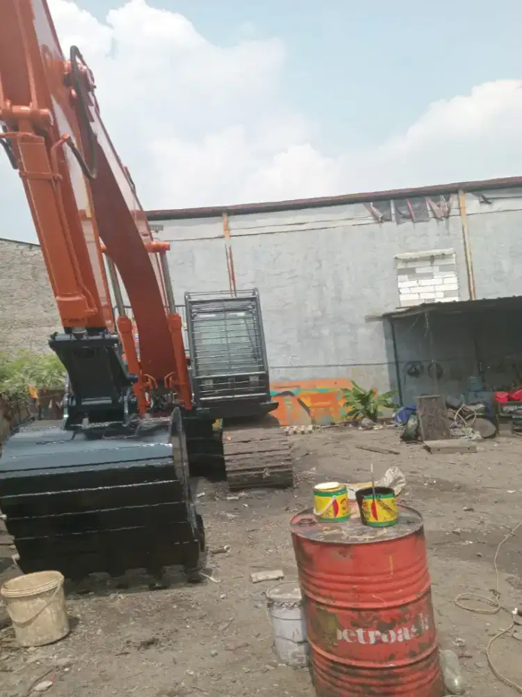 Excavator ZX210F-5G th 2017 harga 650jt NEGO